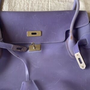 Kelly bag with two keys. Unbranded cult classic